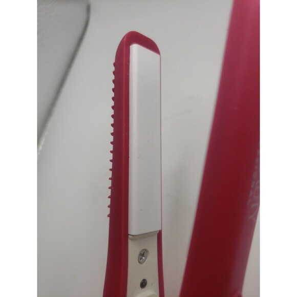 Hot Beauty 1" Flat Iron Hair Straightener And 1/2" Travel Size Straightener - Picture 13 of 14